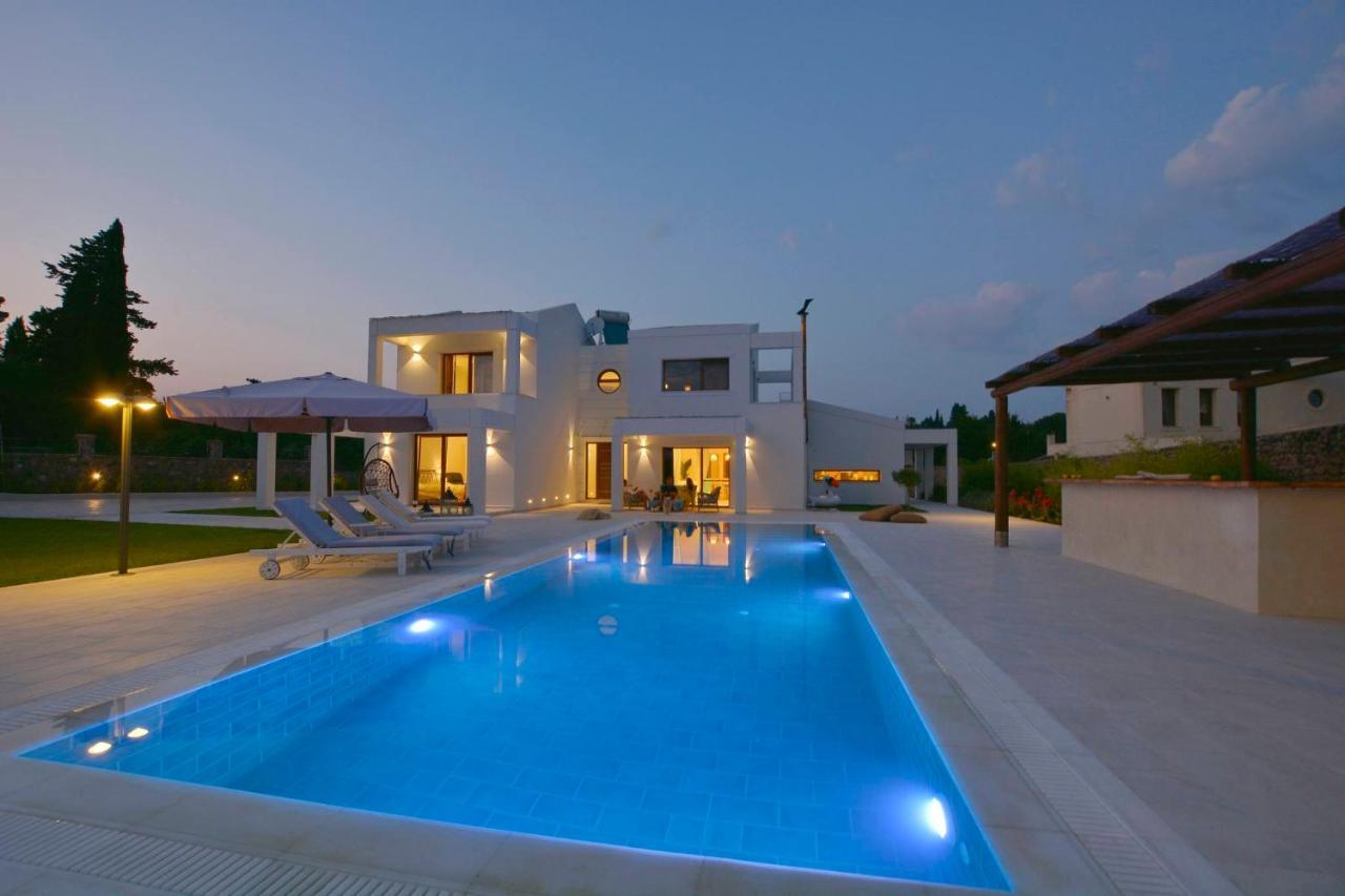 Sunlight Eros Villa Afra Exterior photo